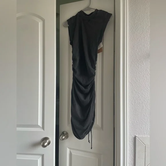 DAILY PRACTICE BY ANTHROPOLOGIE SLEEVELESS RUCHED MINI DRESS - Picture 6 of 11